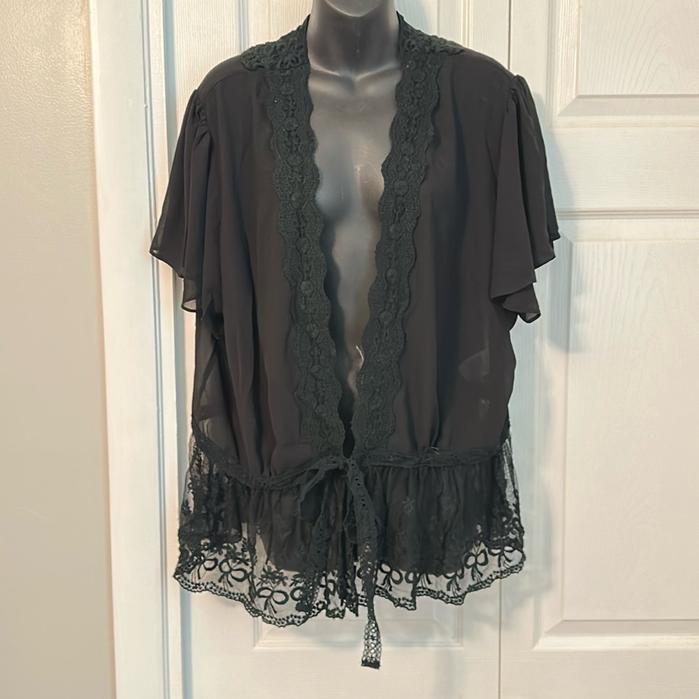Black Lace Cardigan or Overlay Top | 3X - Picture 2 of 7